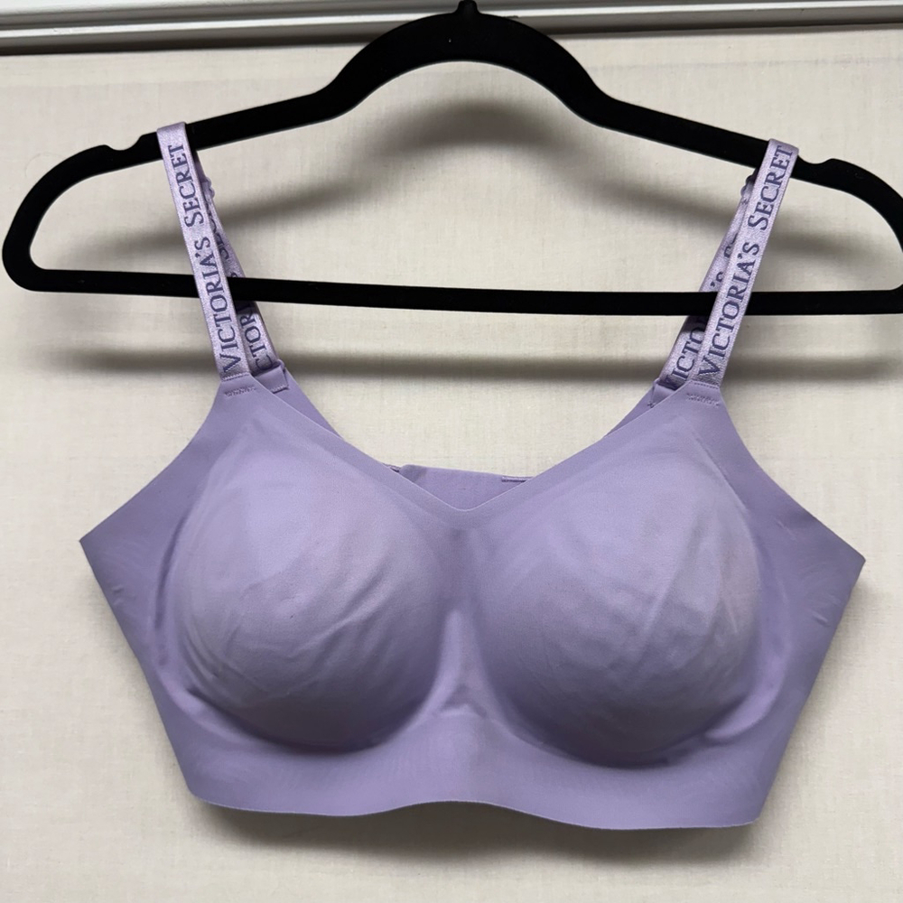 Women's Victoria's Secret Purple Wireless Bra 34C?
